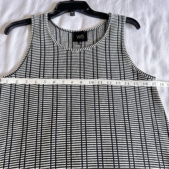 W5 Anthropologie Textured Black White Womens Top Tassle Fringe Hem Sz S Boho - Picture 4 of 6